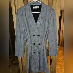 NWT Tahari Sz 16 Black & White Plaid Double Breasted Coat